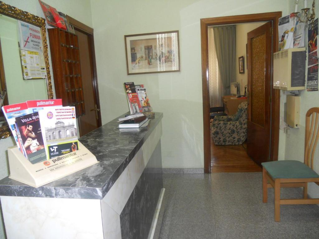 Hostal Olga - Madrid — Foto’s 1